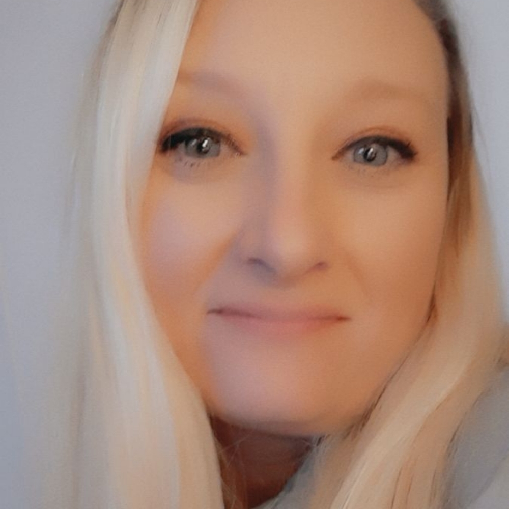 Meet your Posher, Brandi